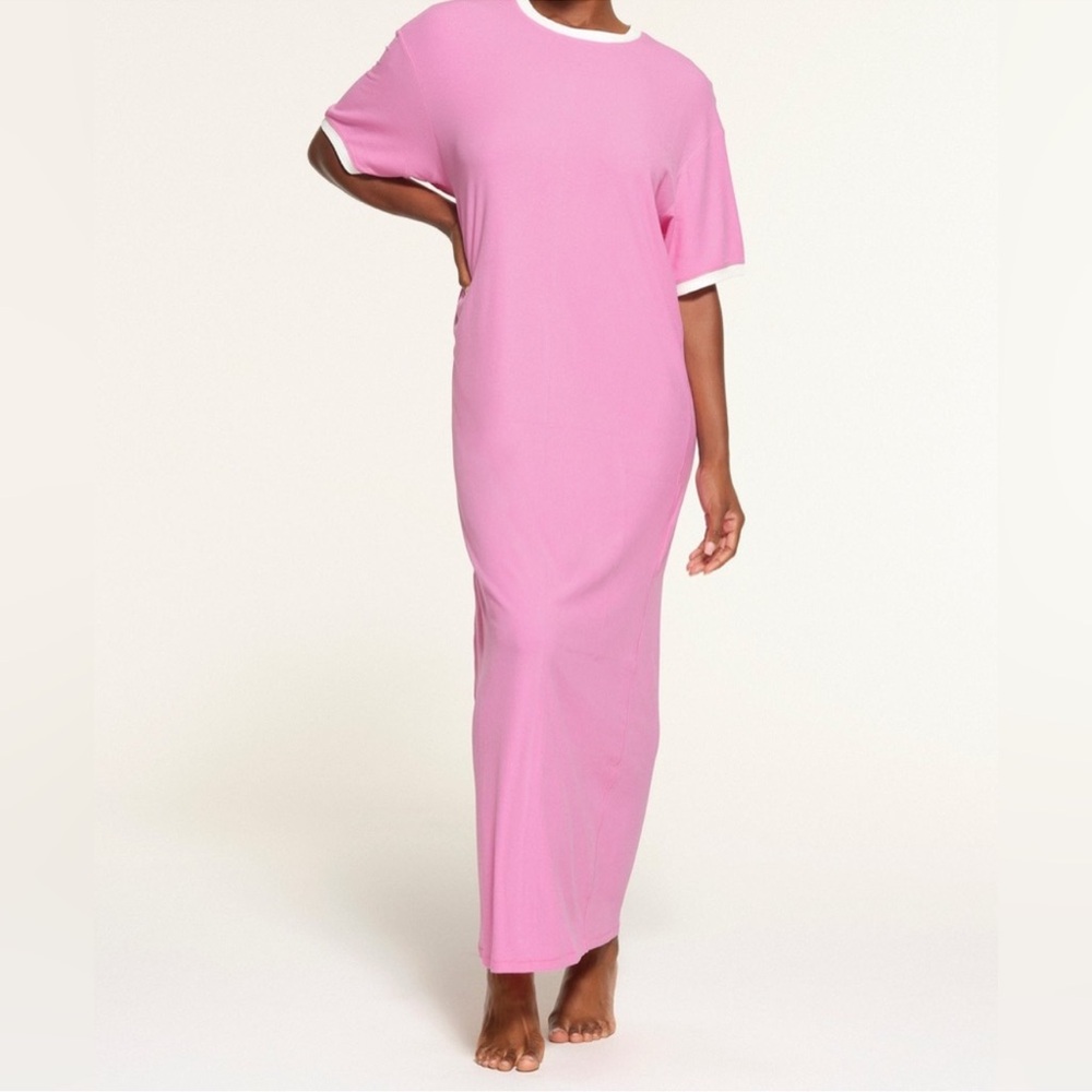 Skims Loungewear
